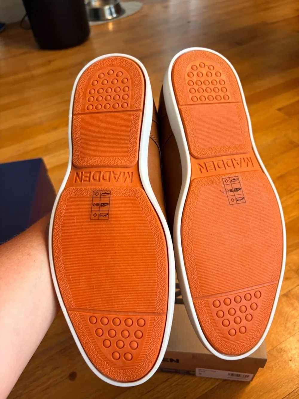 Steve Madden Tan Brown Leather Derby Shoes